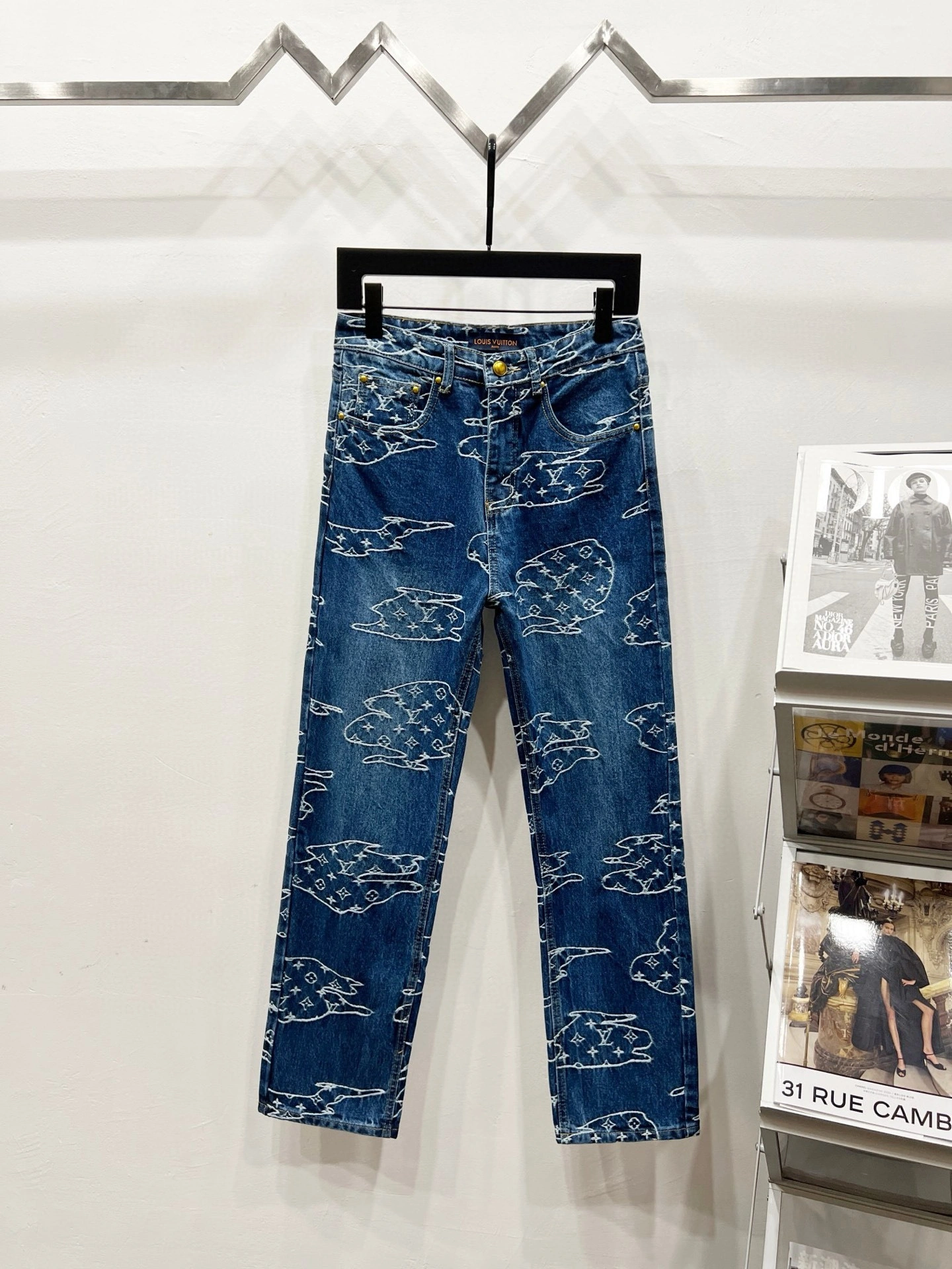 wg.luxury- 8V item:E-F000I0114